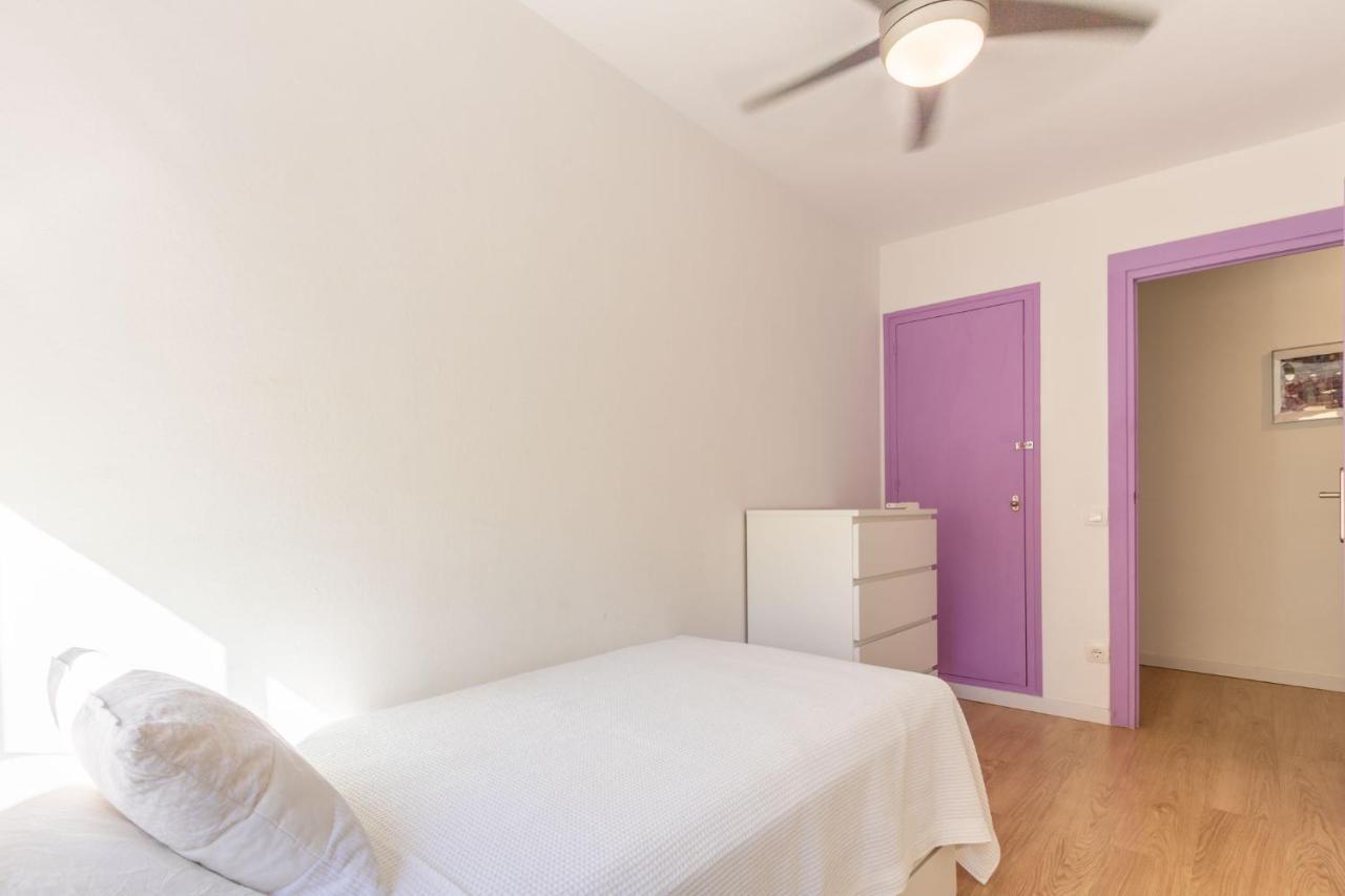 Colours And Garage Historical Center 4 Pax Appartement